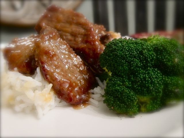This homemade crispy orange beef recipe is a crispy, tangy, and yet sweet stir fry with delicious broccoli and steamy rice. A perfect recipe for a date in! #womenlivingwell #easyrecipe #sweetandsour #stirfry